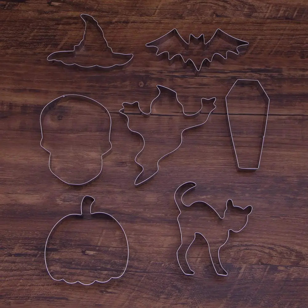 Halloween Cookie Cutter Set of 7™ — Make Every Treat a Spooktacular Highlight