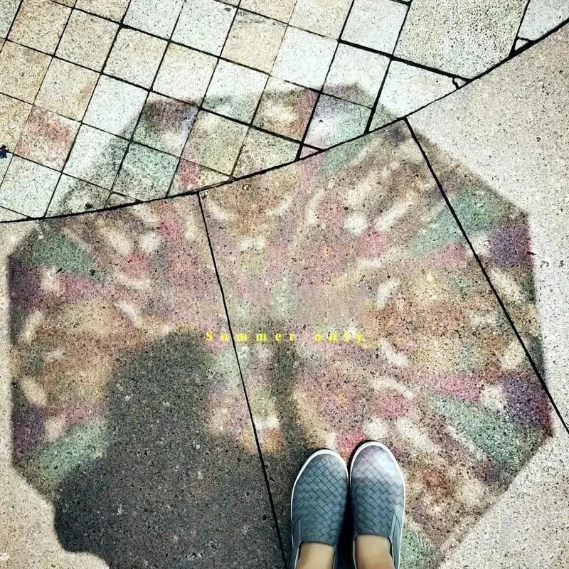 GlareLux™ — Transform Rainy Days into Your Personal Moment of Style and Strength