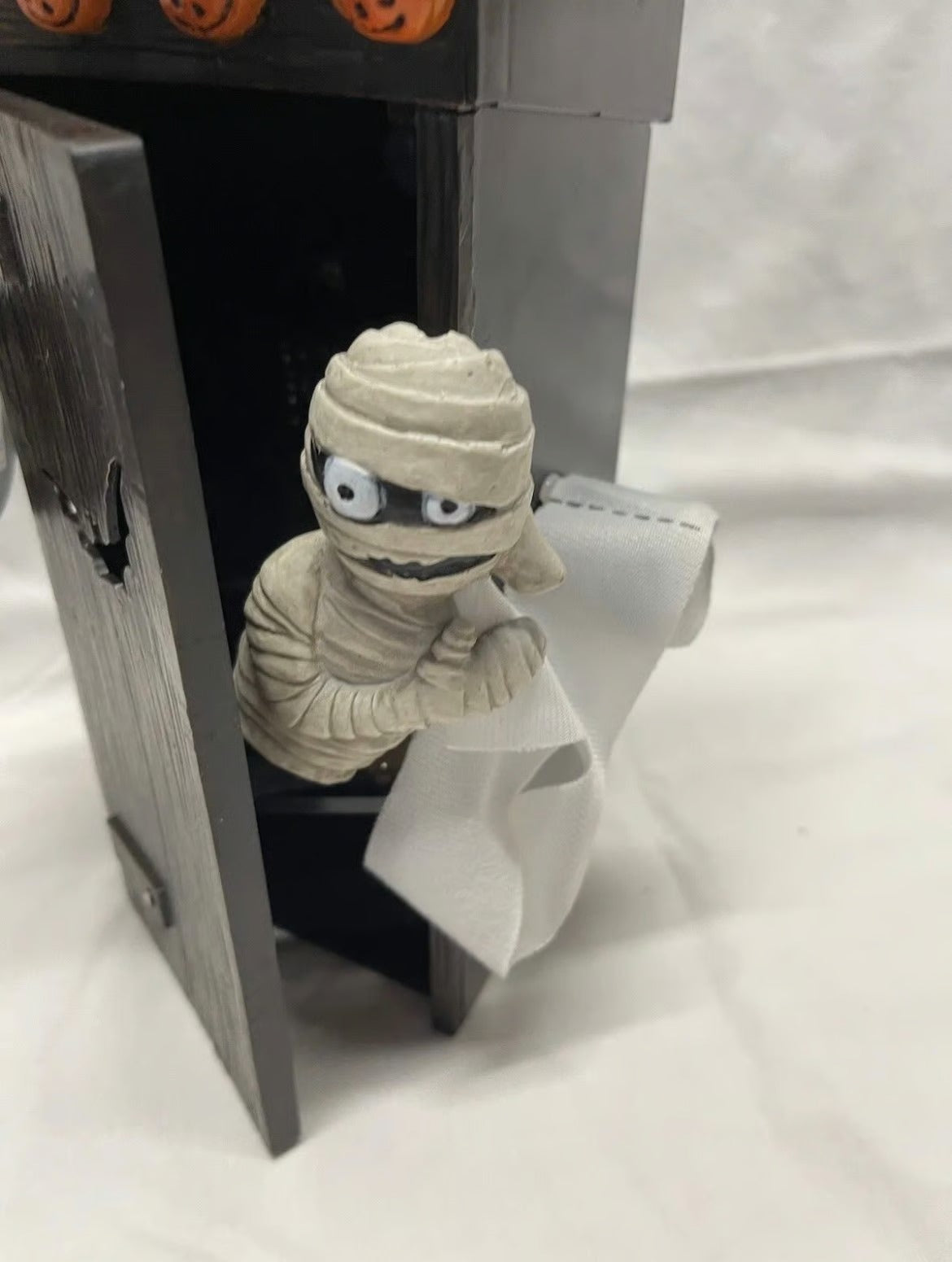 Sensor Mummy Toilet™ — Instant Halloween Laughter That Jumps Out to Surprise and Delight