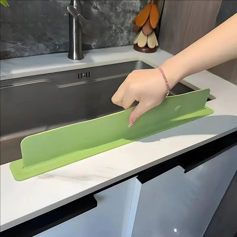 Silicone Splash Protector™ — Keep Your Surfaces Spotless and Your Home Calm