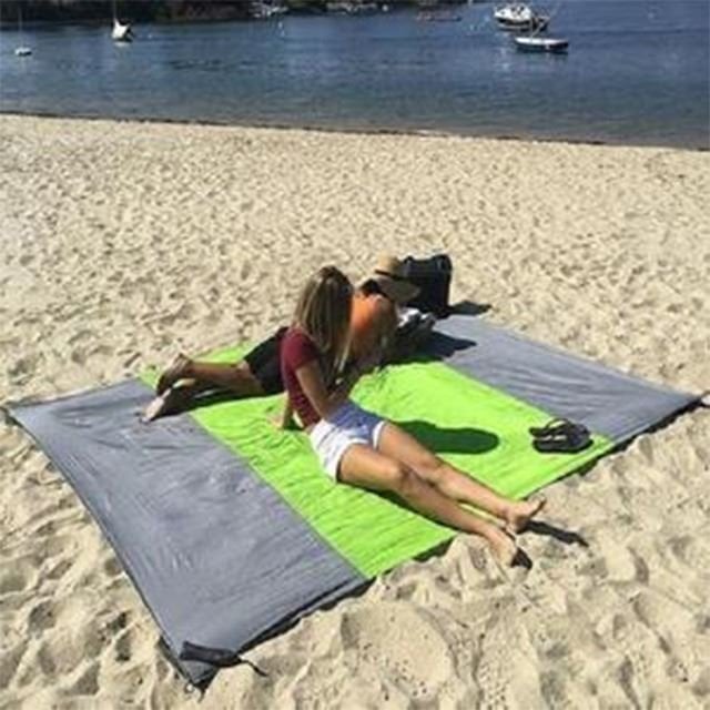 Anti-Sand Shield Mat™ — Experience Pure Beach Bliss Without a Single Grain of Sand