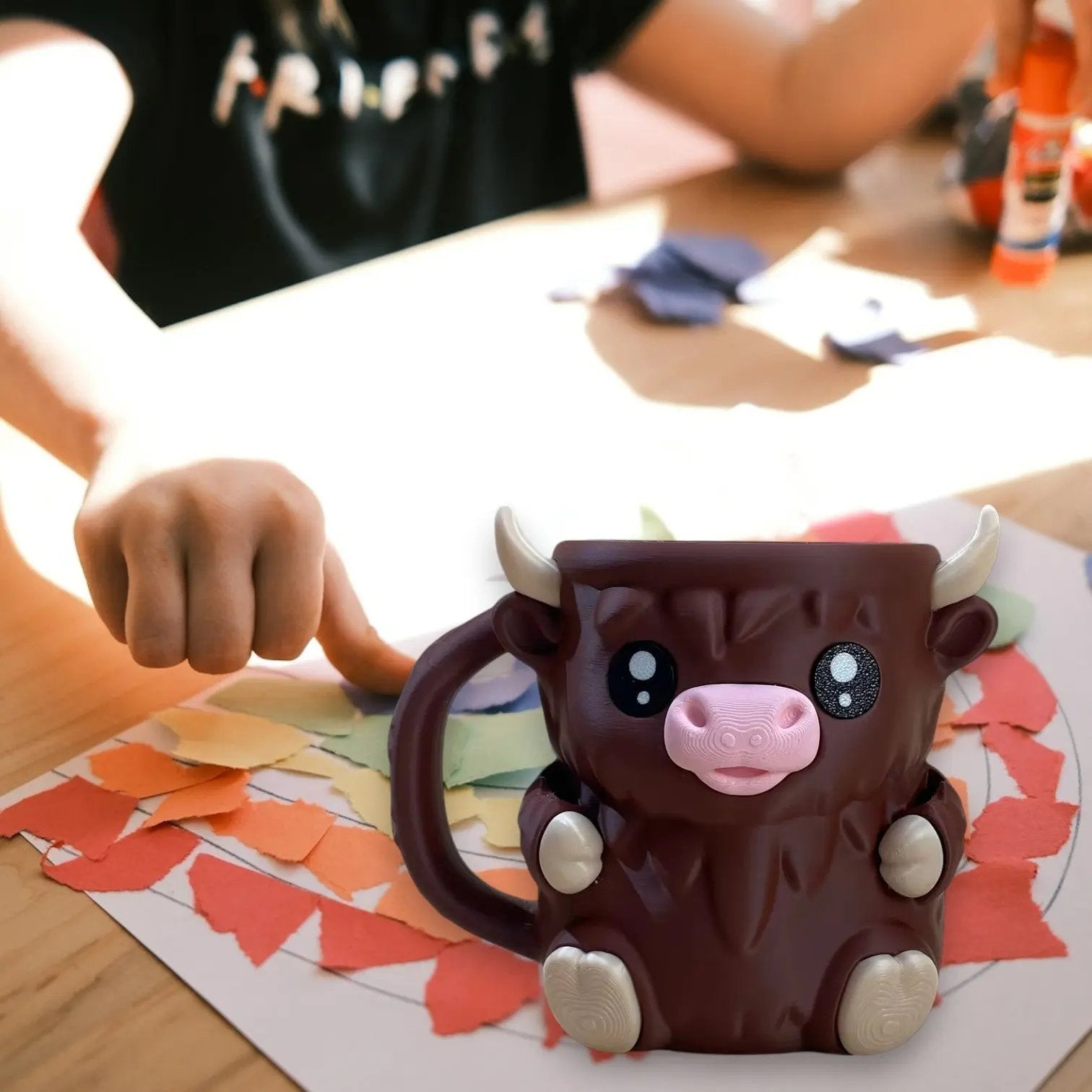 Charming Cow Silicone Cup™ — Keep Your Hands Cozy While Savoring Every Spoonful